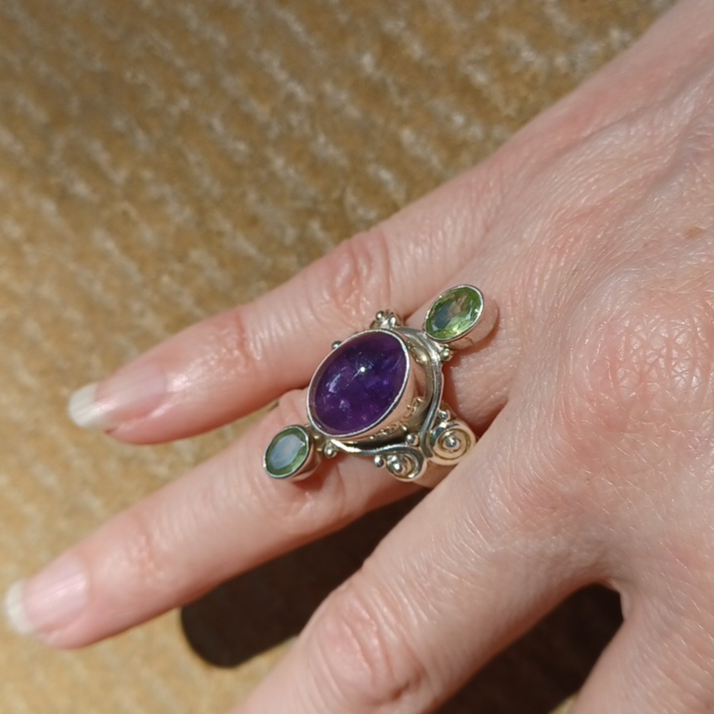 Bali design amethyst and peridot ring.